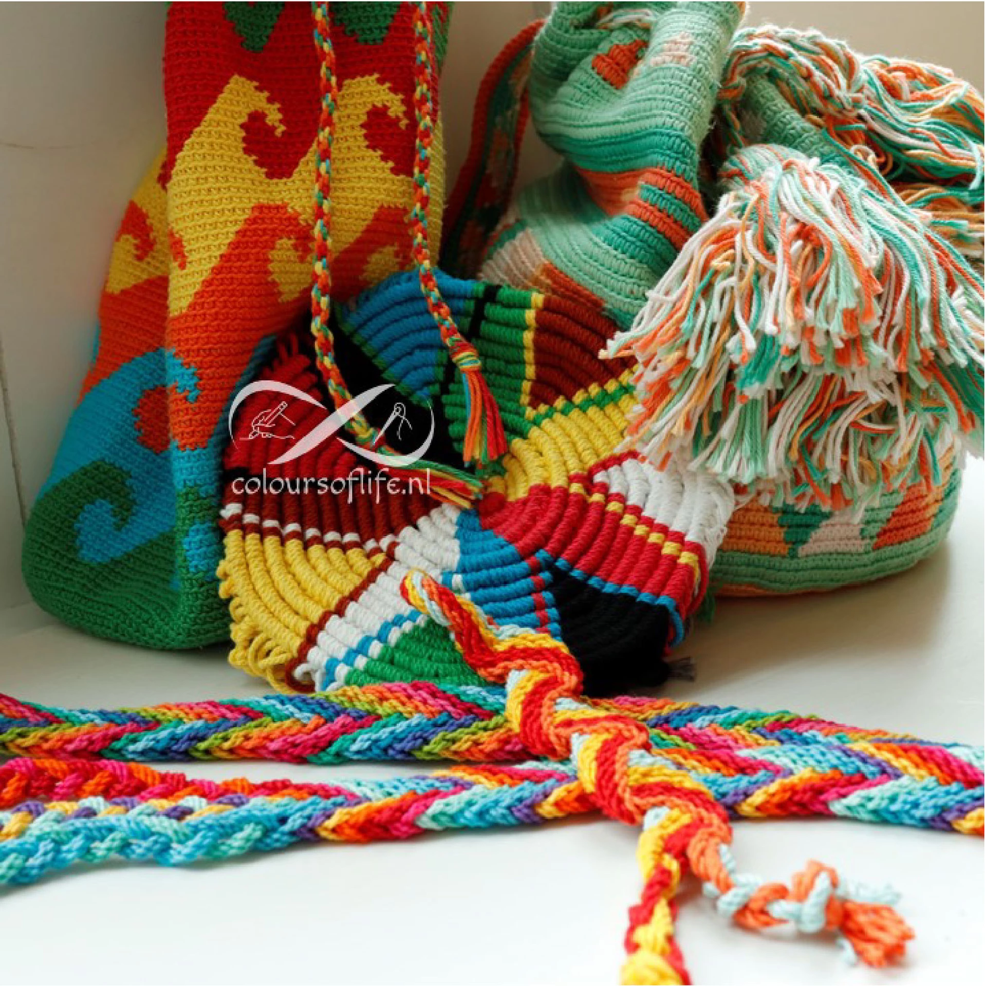 Colours of Life - Mochila tas of mandala haken